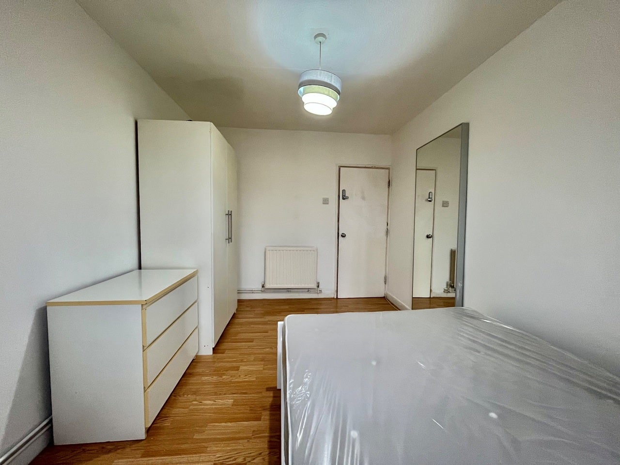 Room Dean's Buildings in Greater London
