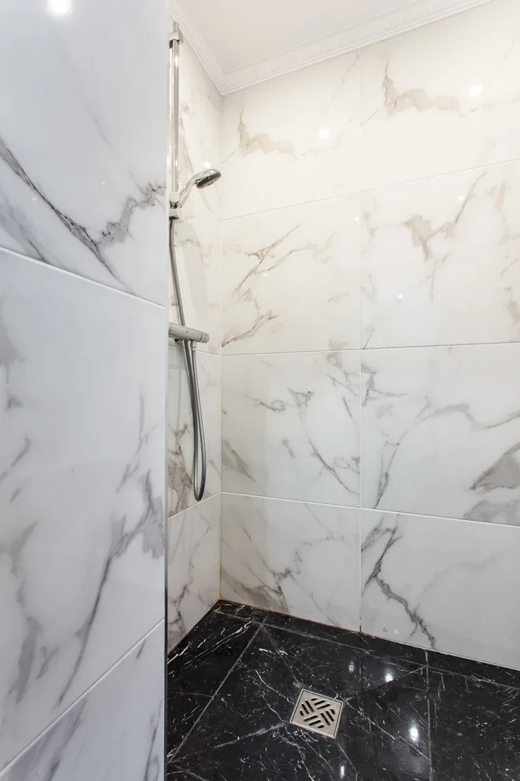 Flat Rue du Faubourg Saint-Antoine in Paris