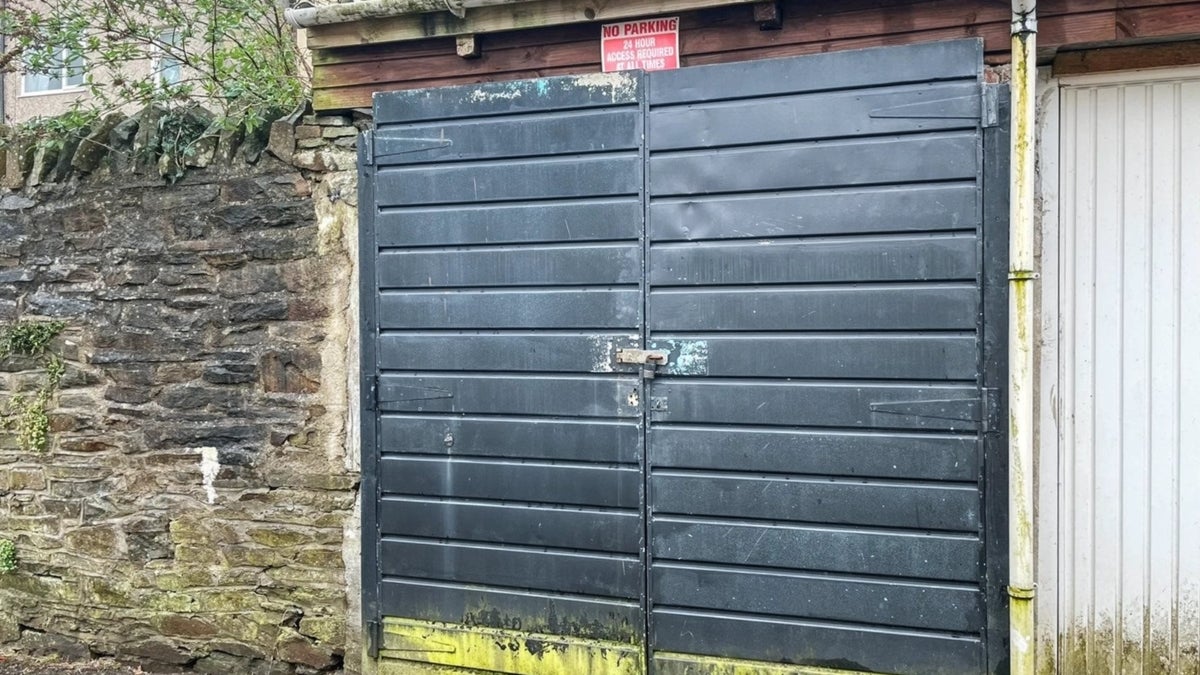 Flat Wood Road in Pontypridd