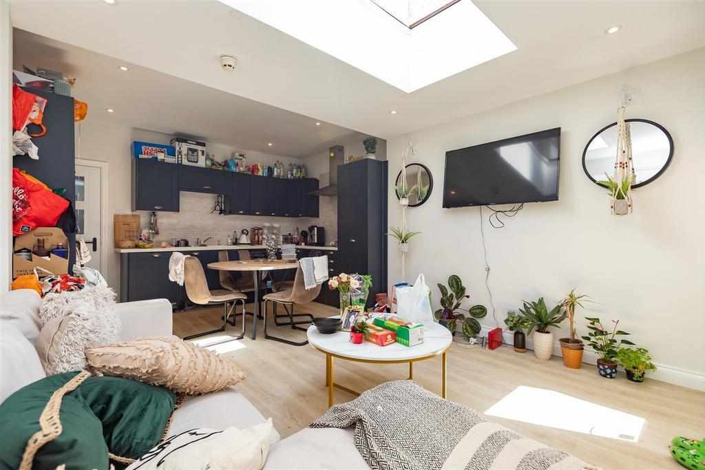 Flat Harborne Lane in Birmingham