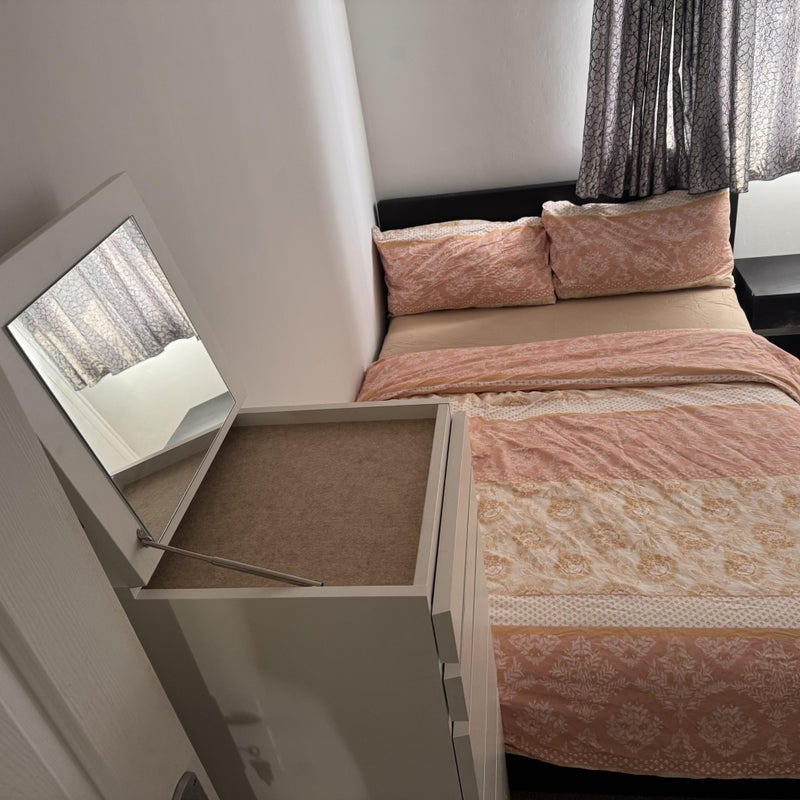 Room Tyeshurst Close in Greater London