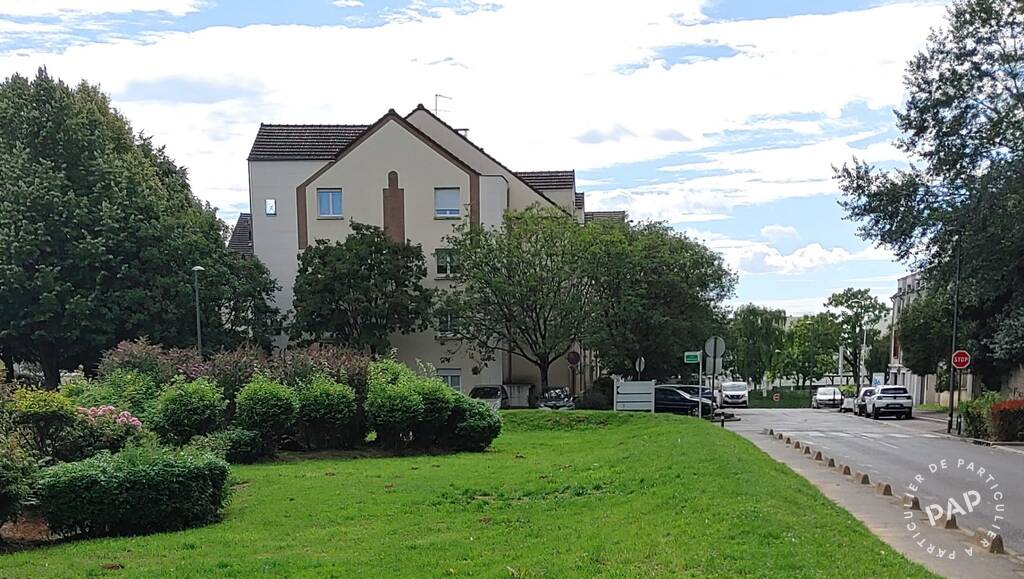 Room Rue du Quinconce in Torcy