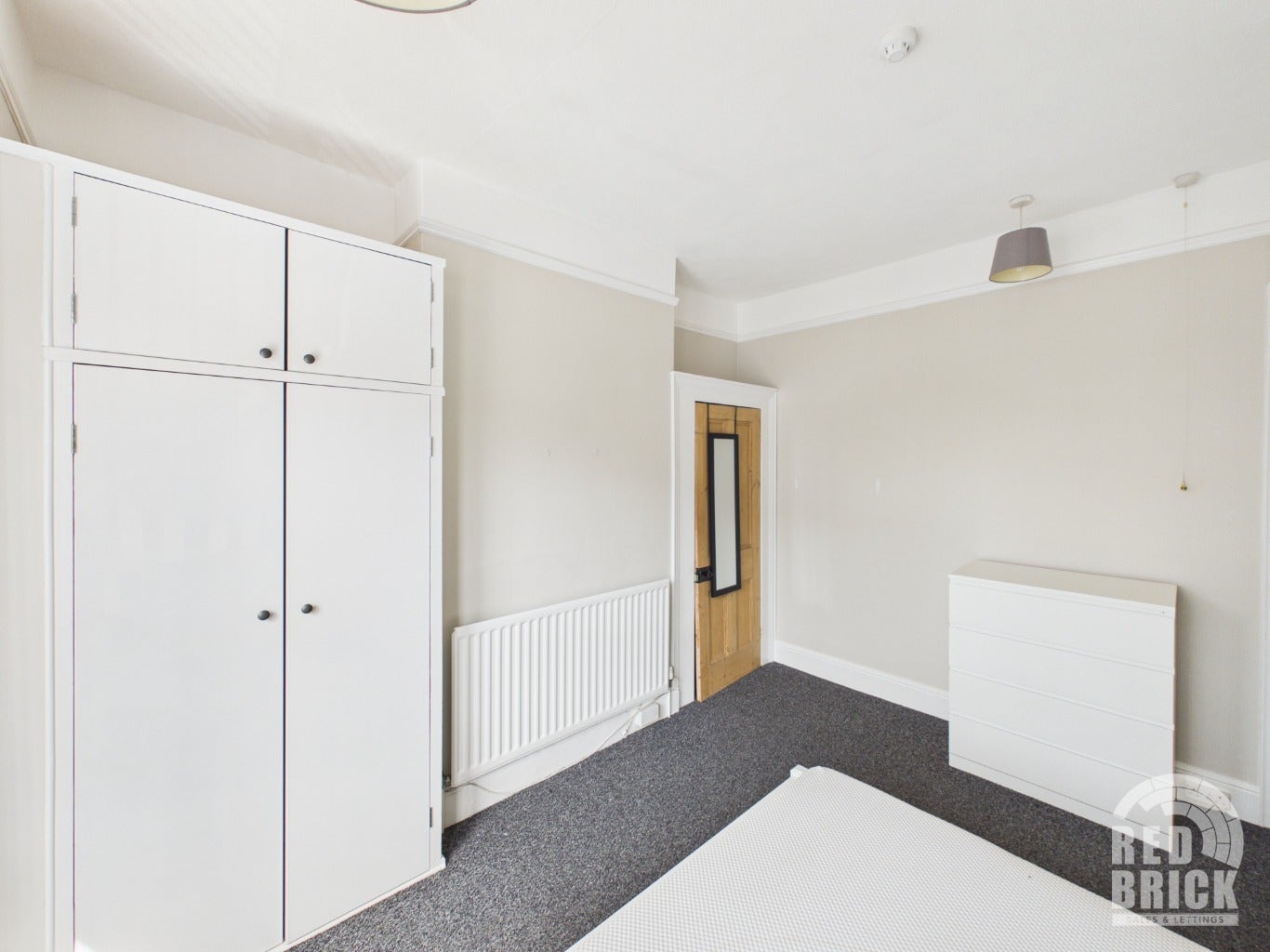 Room Marlborough Road in Coventry