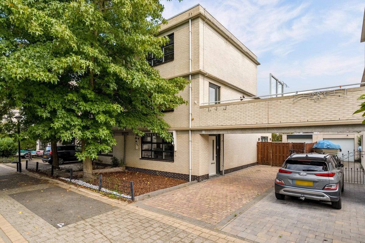 Huis Karveelstraat 7 in Almere