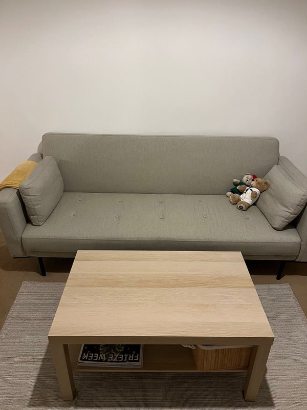 Room Dorset Road in Greater London