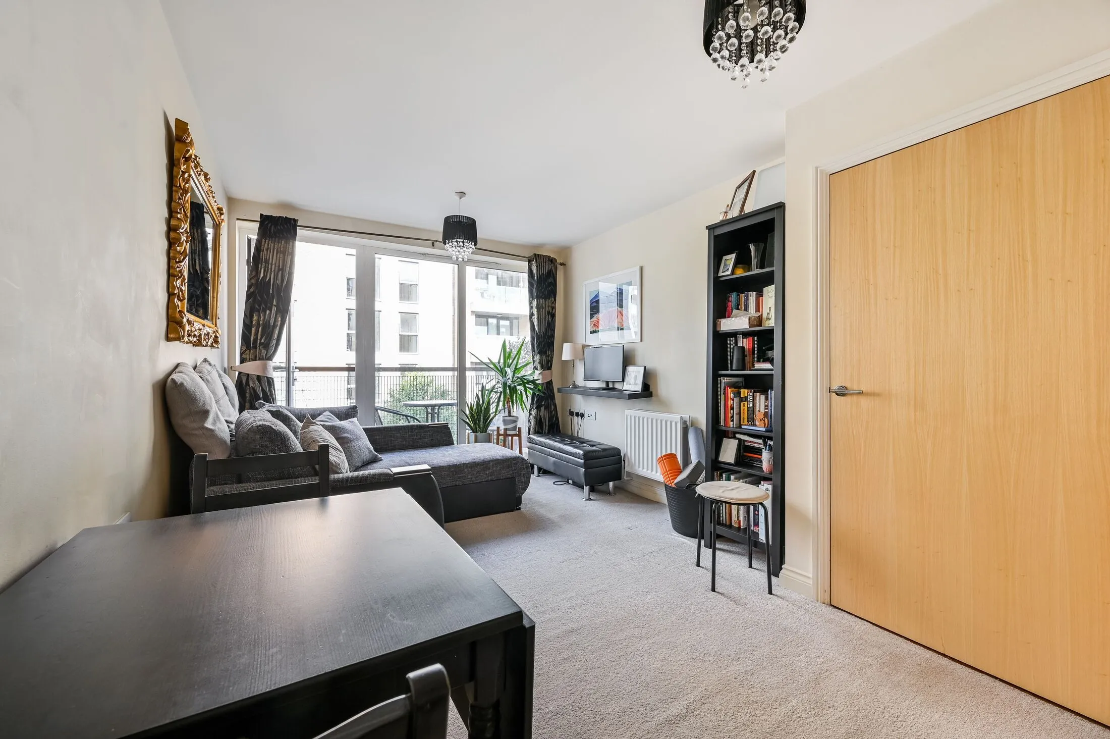 Flat Norman Road in Greater London