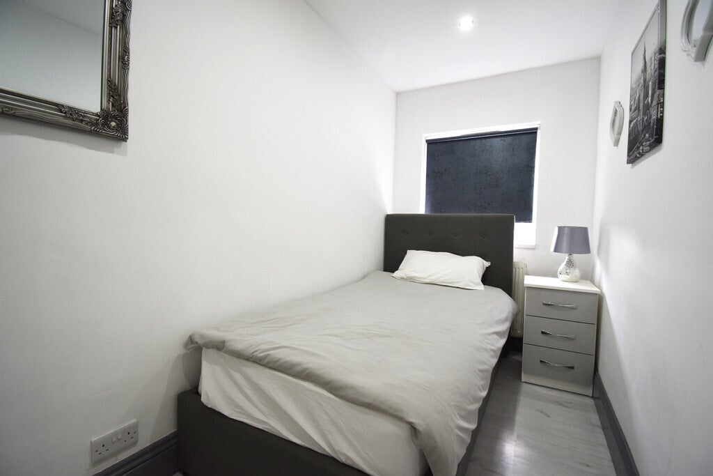 Flat Daventry Road in Coventry