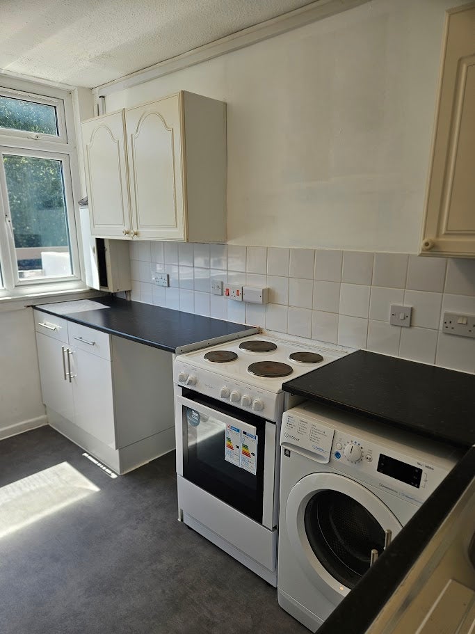 Flat Fairview Parade in Southampton