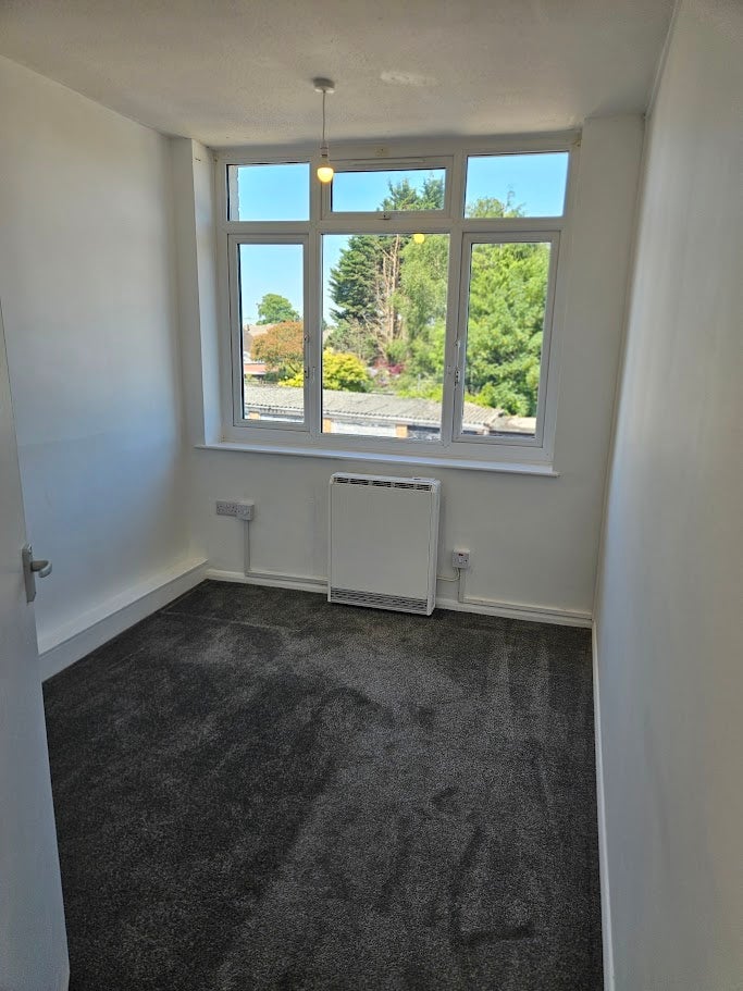 Flat Fairview Parade in Southampton