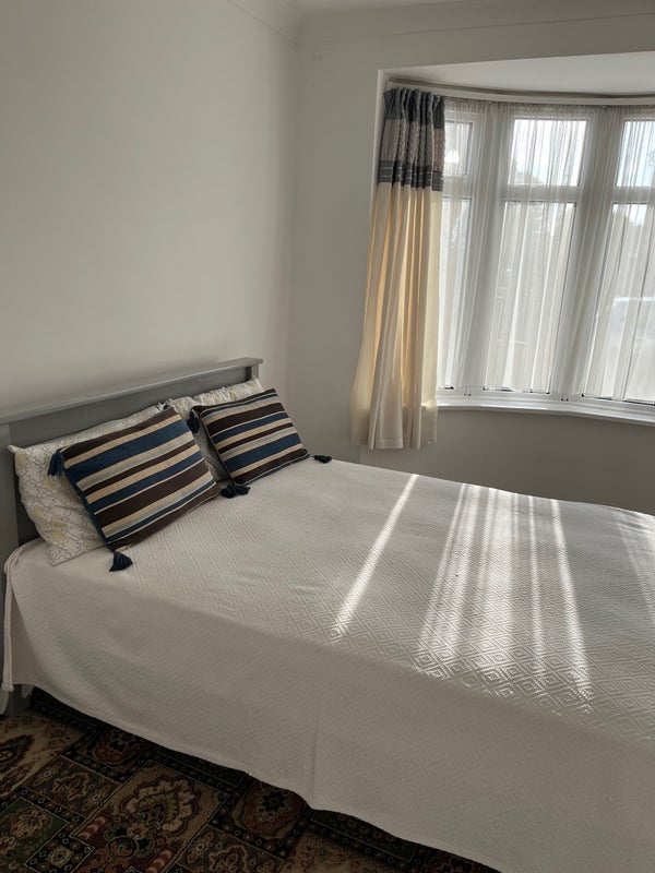 Room Lamborne Road in Leicester