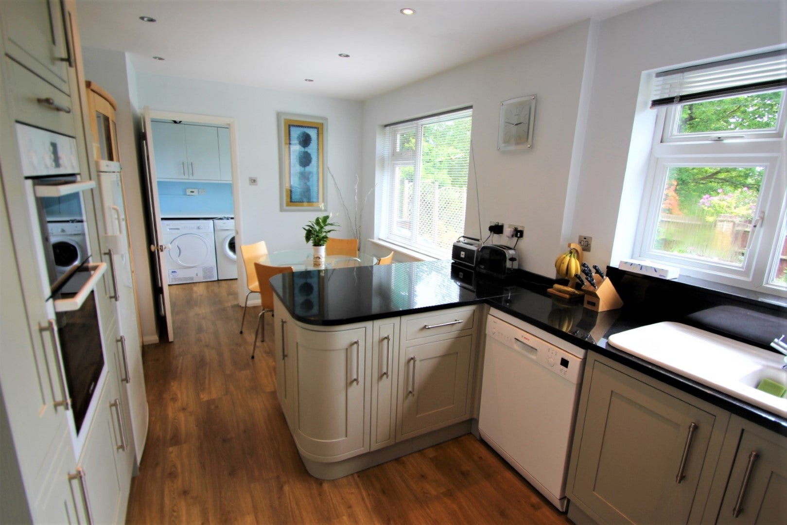House Worth Park Avenue in Crawley