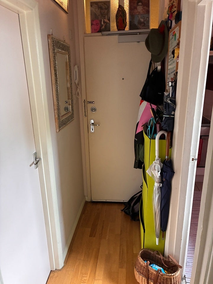 Flat Aulton Place in Greater London