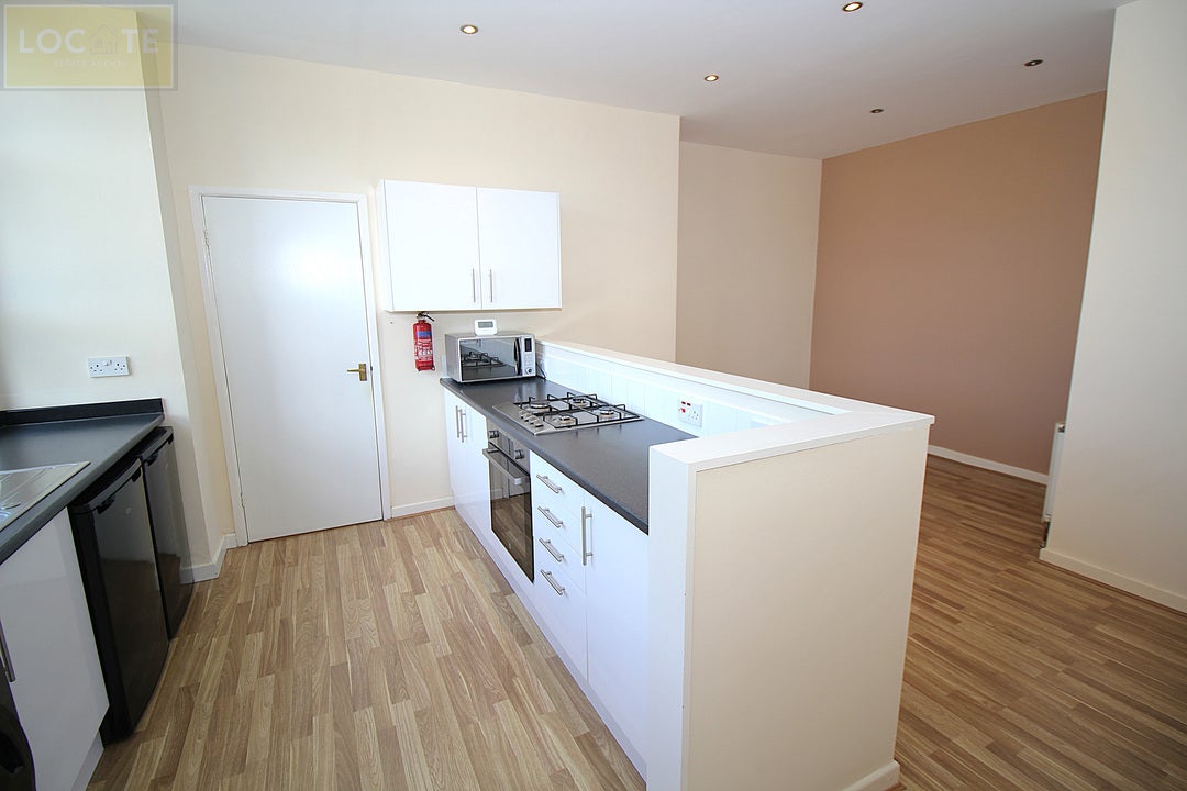 Flat Irlam Road in Trafford