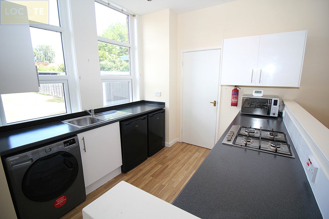 Flat Irlam Road in Trafford
