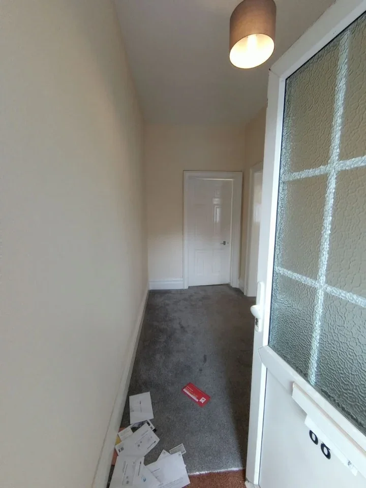 Flat Teignmouth Road in Greater London