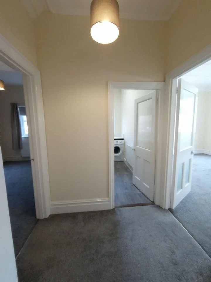 Flat Teignmouth Road in Greater London