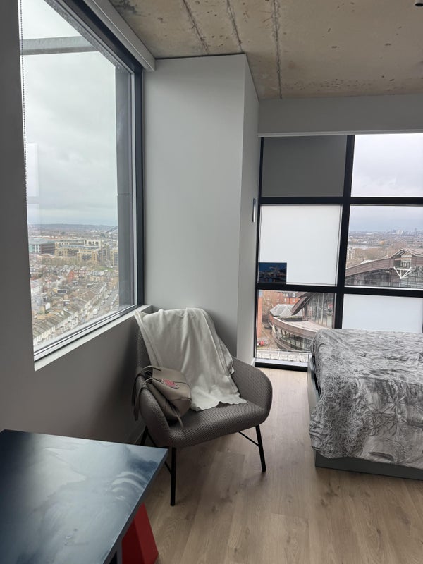 Room Talgarth Road in Greater London