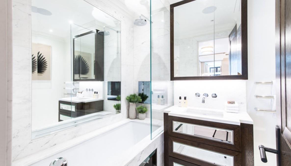 Flat Prince of Wales Terrace in Greater London