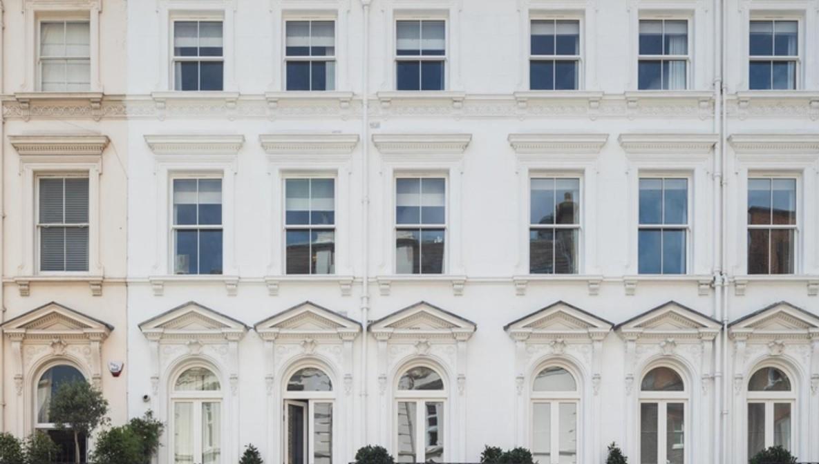 Flat Prince of Wales Terrace in Greater London