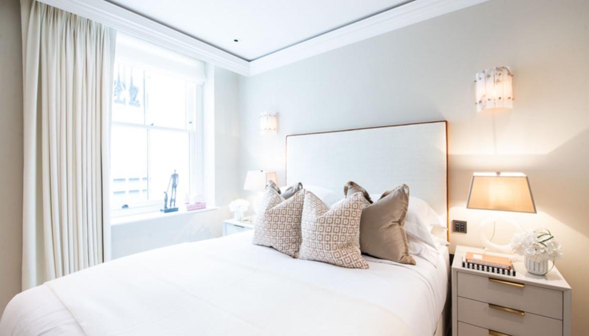 Flat Prince of Wales Terrace in Greater London