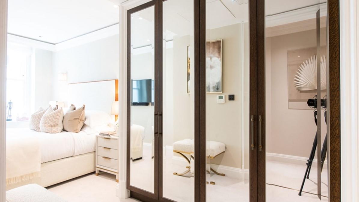 Flat Prince of Wales Terrace in Greater London