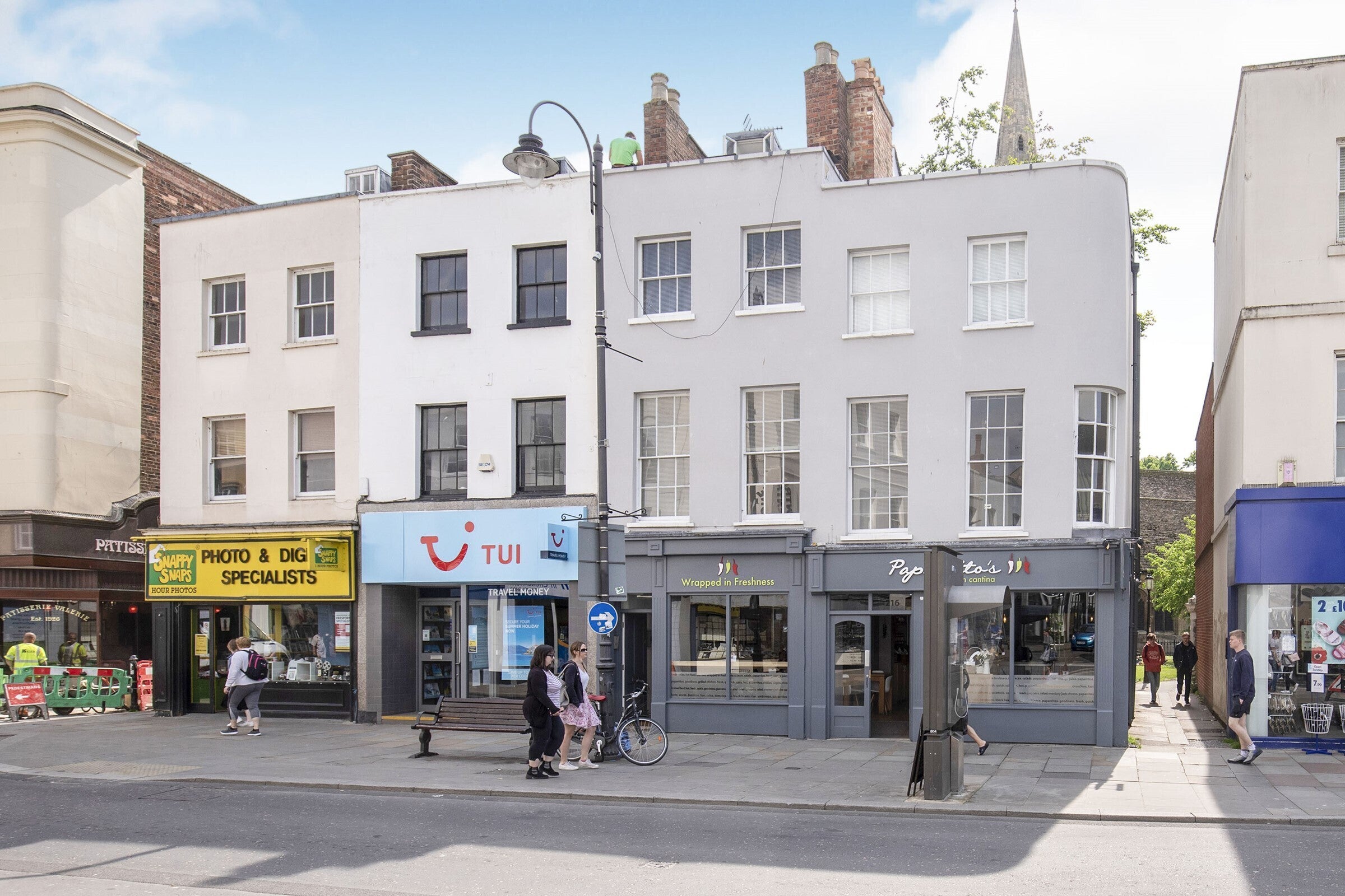 Flat High Street in Cheltenham
