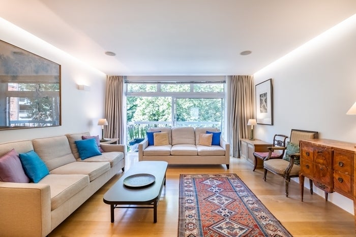Flat Hans Place in Greater London