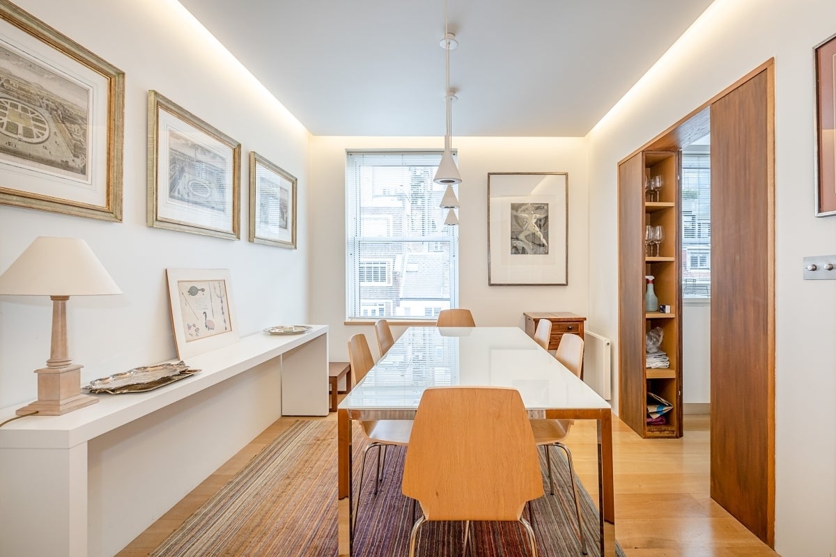 Flat Hans Place in Greater London