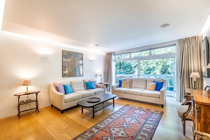 Flat Hans Place in Greater London