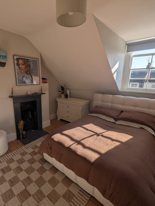 Room Regina Road in Greater London