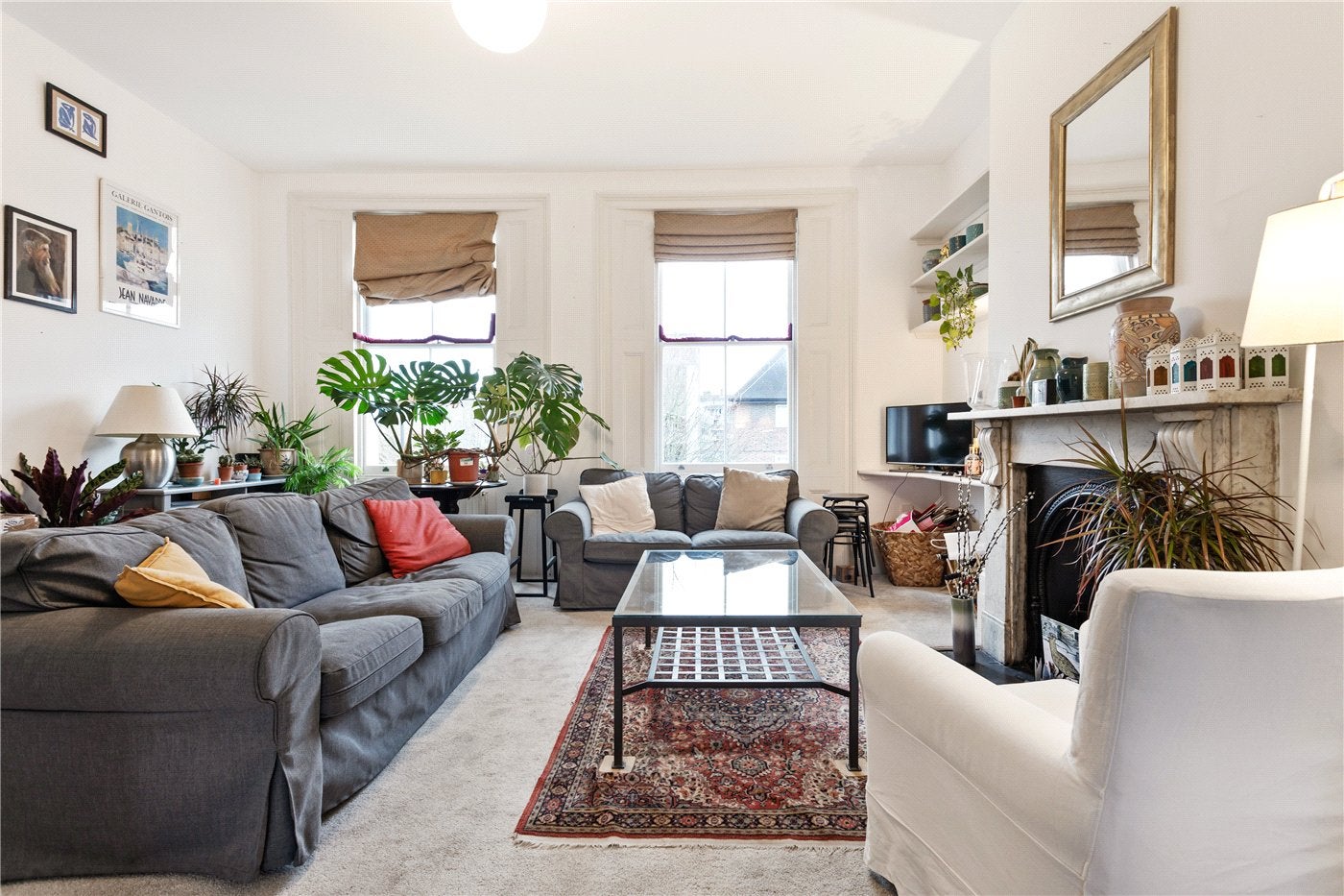 Flat Fentiman Road in Greater London