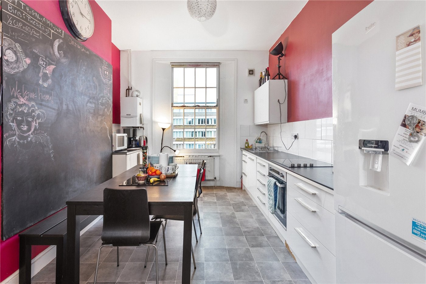 Flat Fentiman Road in Greater London