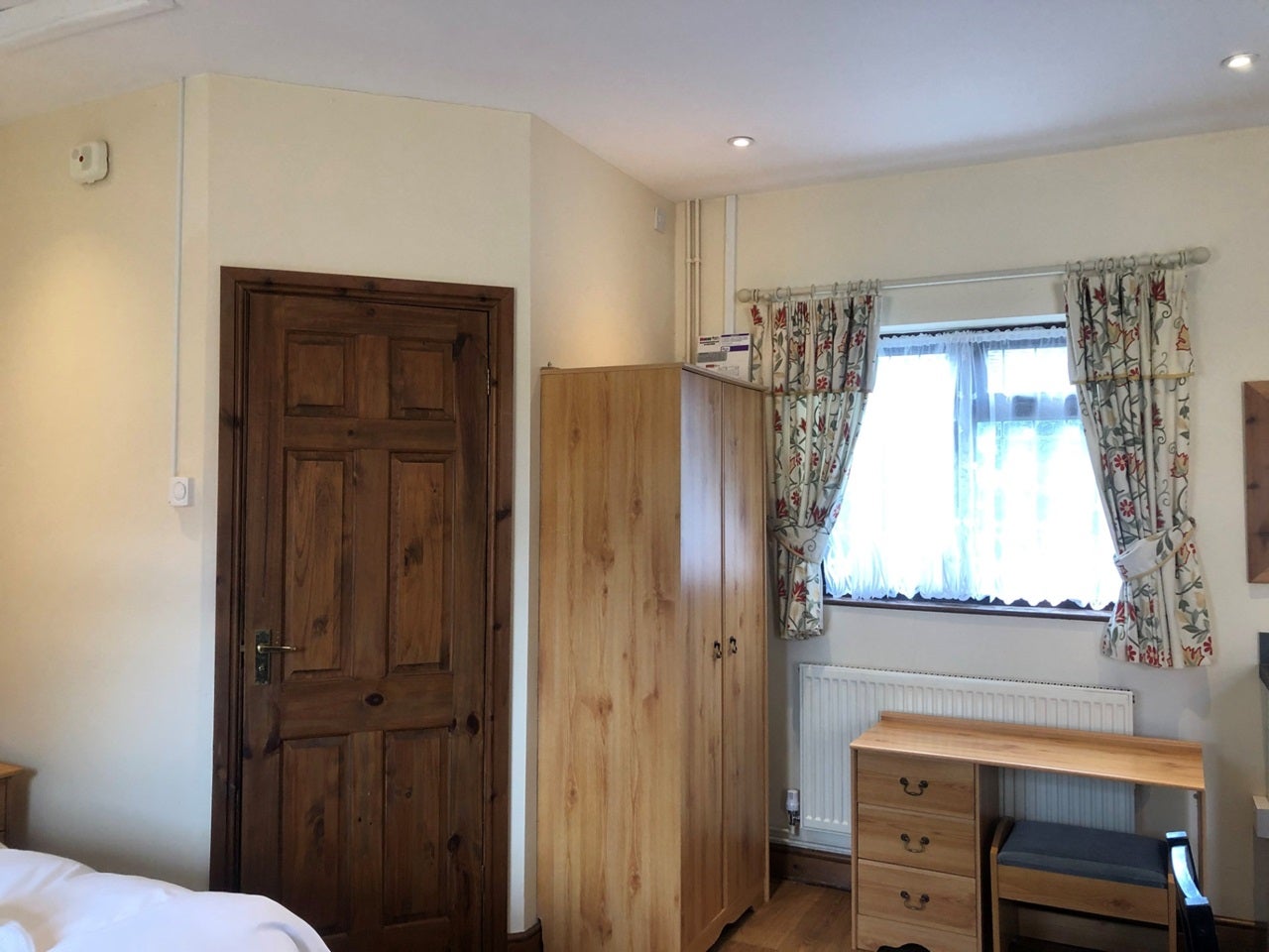 Flat Cadeby Lane in Hinckley and Bosworth