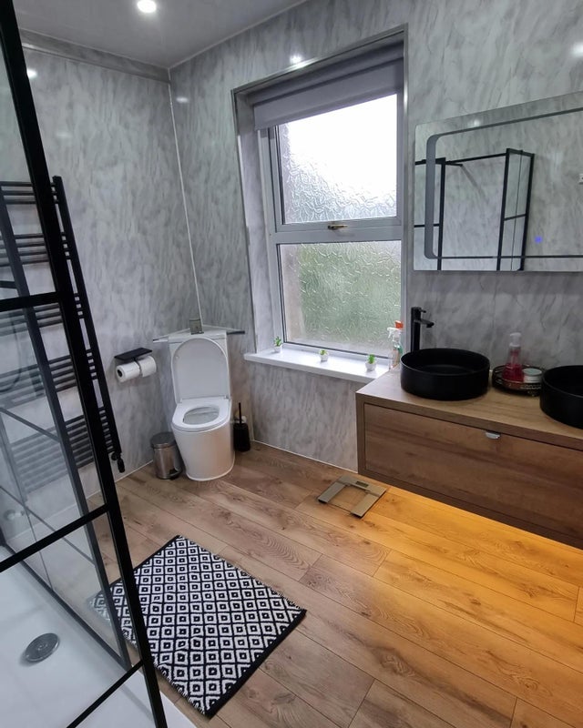 Room Penrhiw Road in Pontypridd