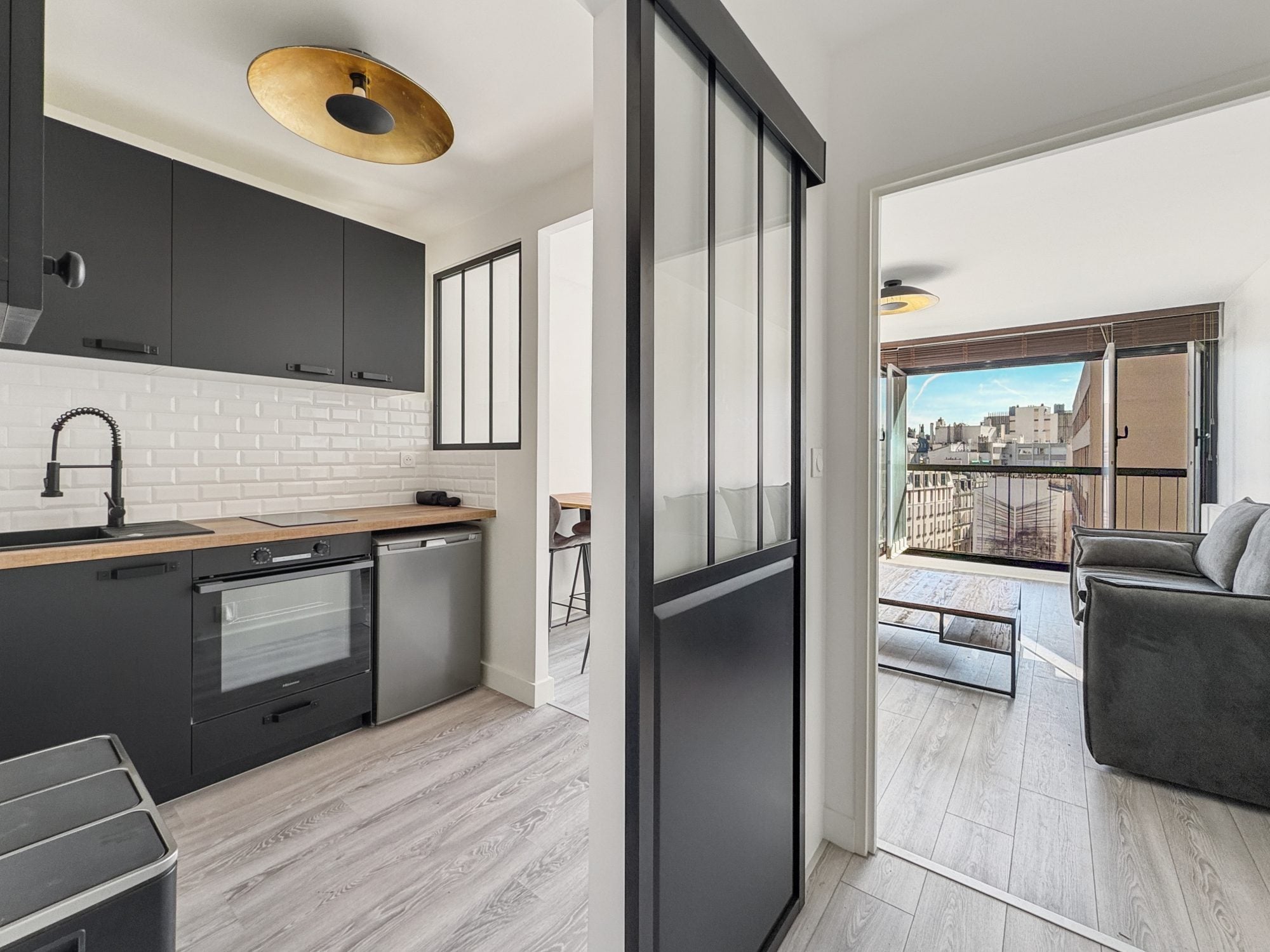 Appartement Avenue Taillade à Paris
