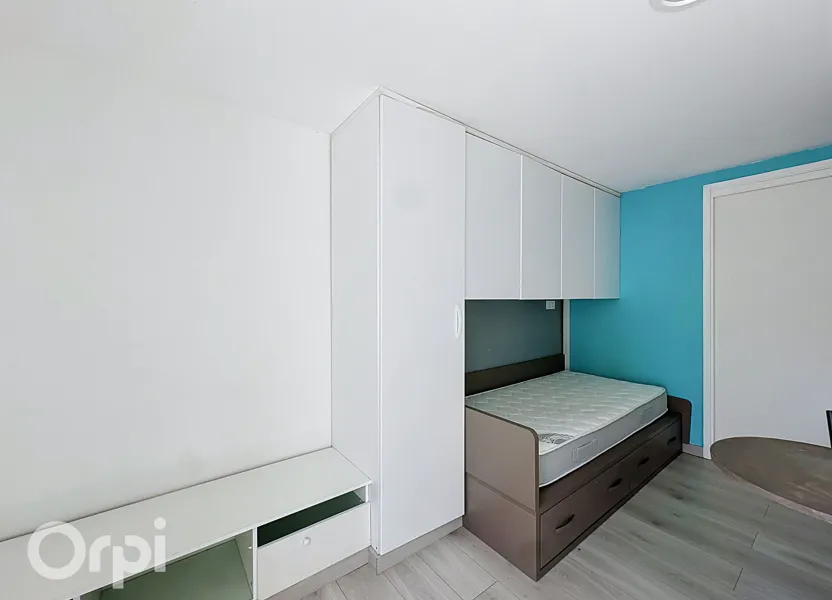 Room Rue Anatole France in Clermont-Ferrand