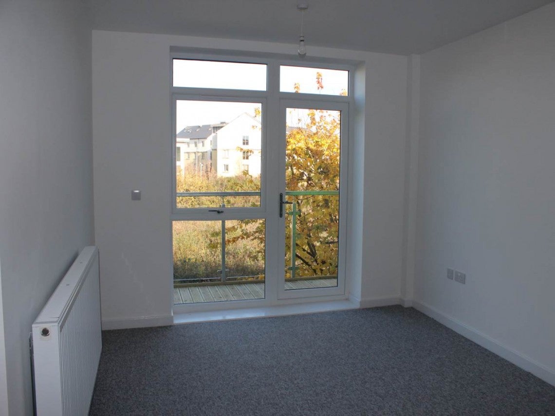 Flat Harbour Crescent in Portishead