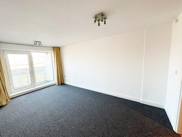 Flat Westfield Terrace in Sheffield