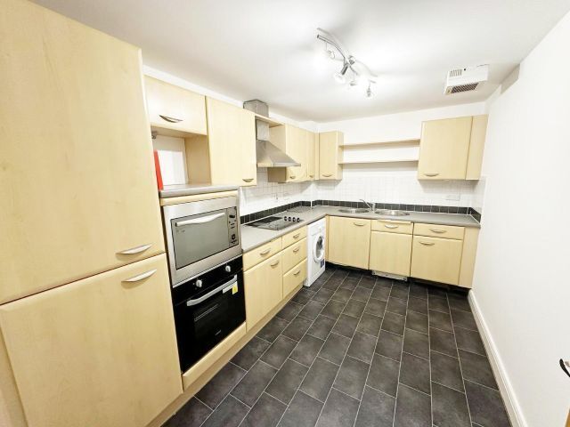 Flat Westfield Terrace in Sheffield