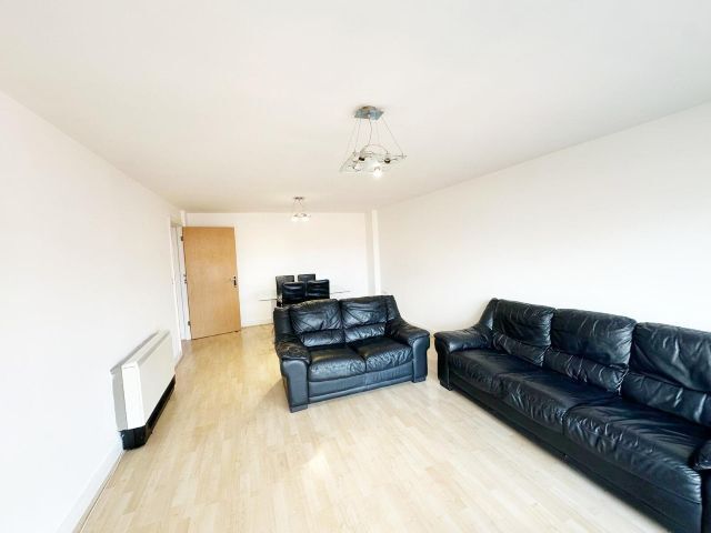 Flat Westfield Terrace in Sheffield