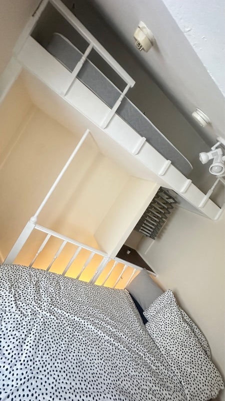Room Hatherley Grove in City of Westminster