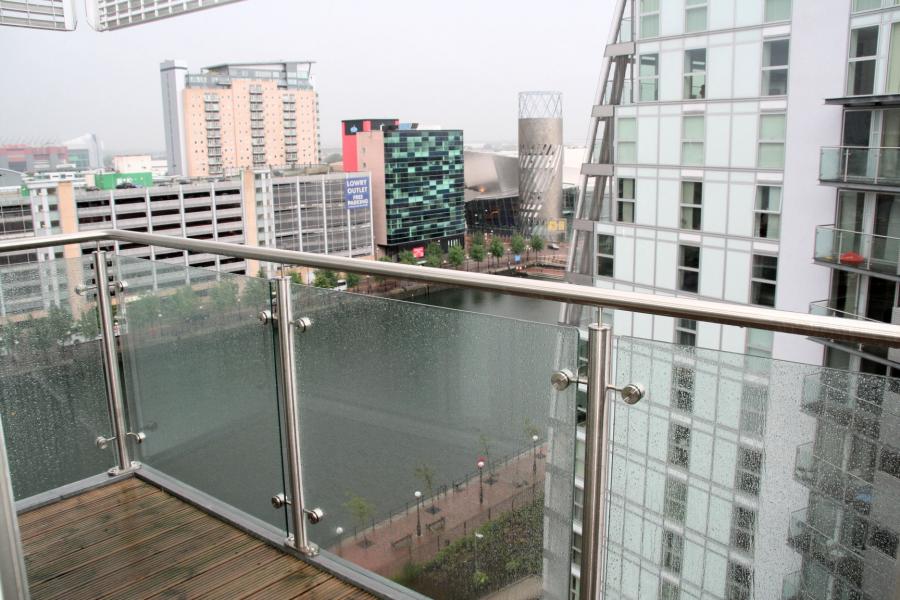 Flat The Quays in Salford
