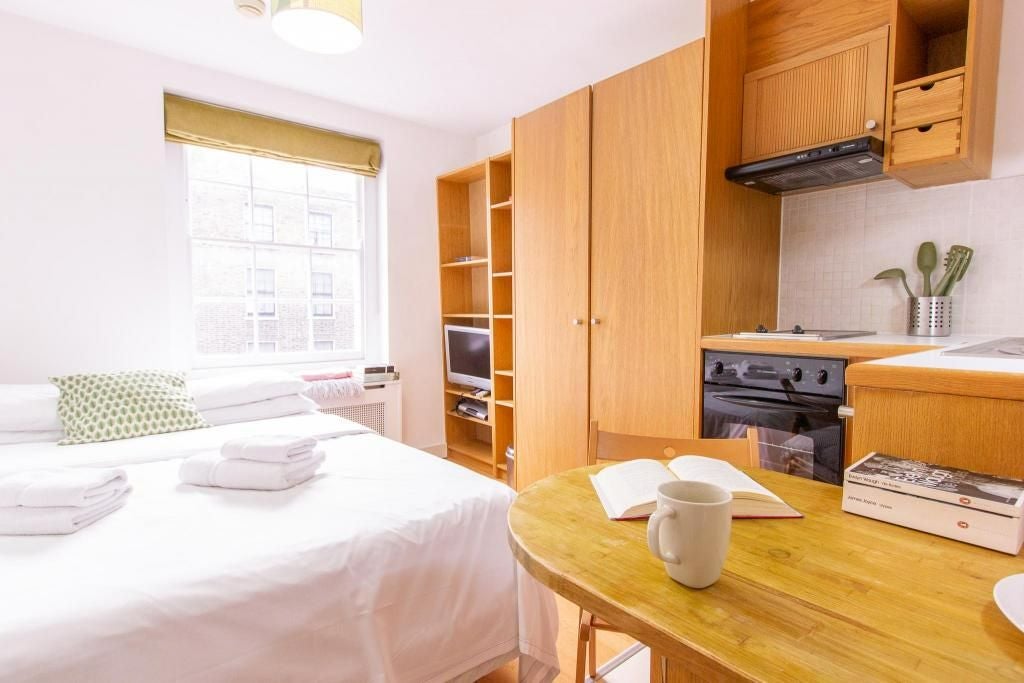 Room Starcross Street in Greater London