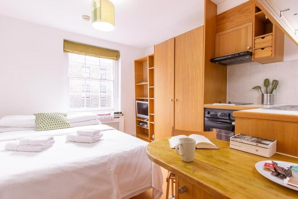 Room Starcross Street in Greater London