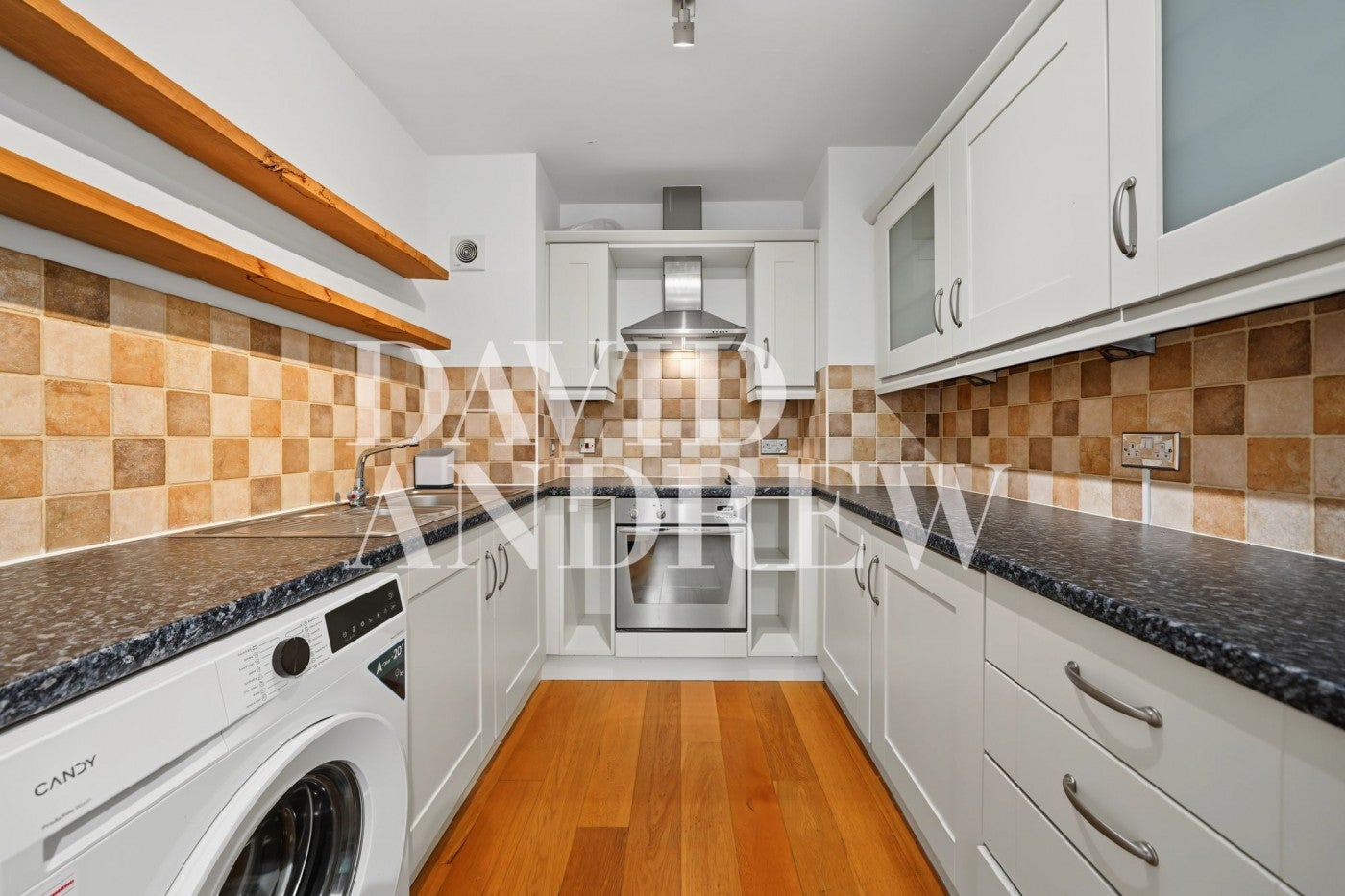 Flat Hillyard Street in Greater London