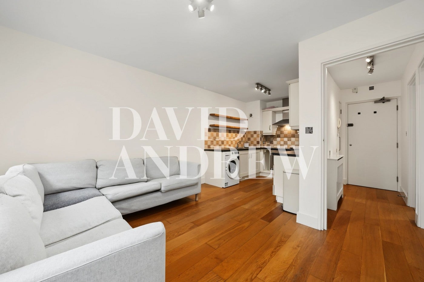 Flat Hillyard Street in Greater London