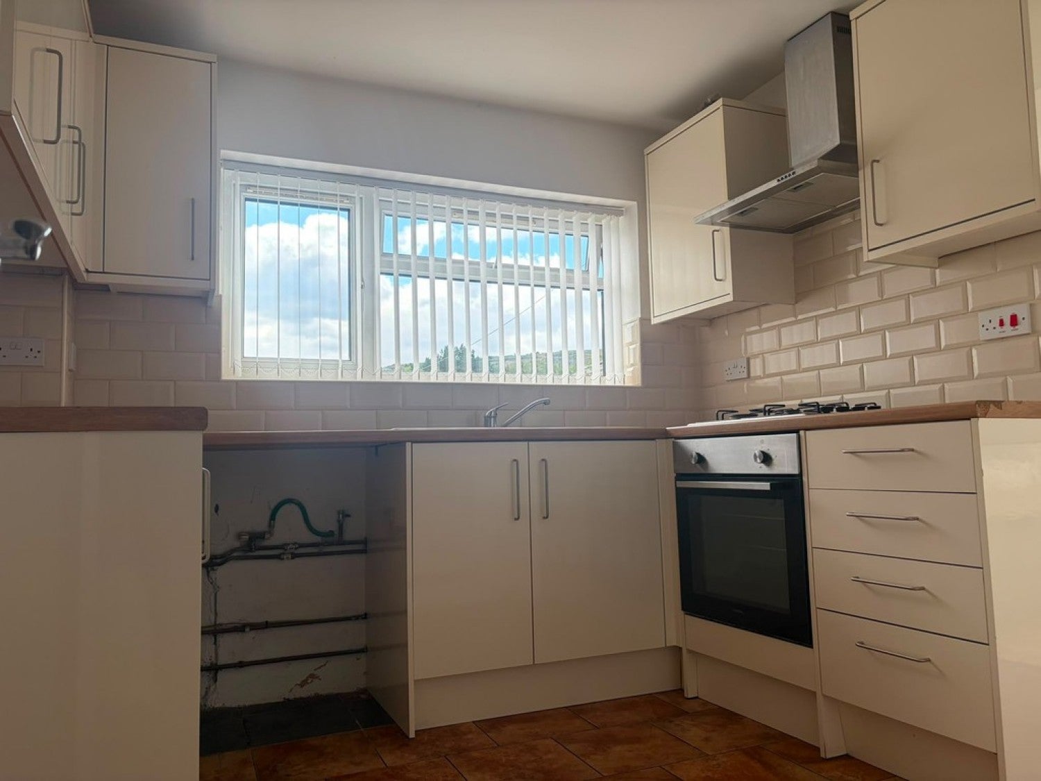 House Glan Road in Aberdare