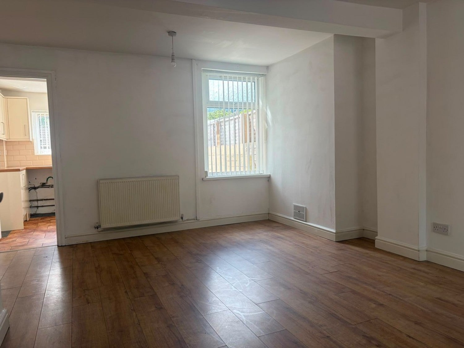 House Glan Road in Aberdare