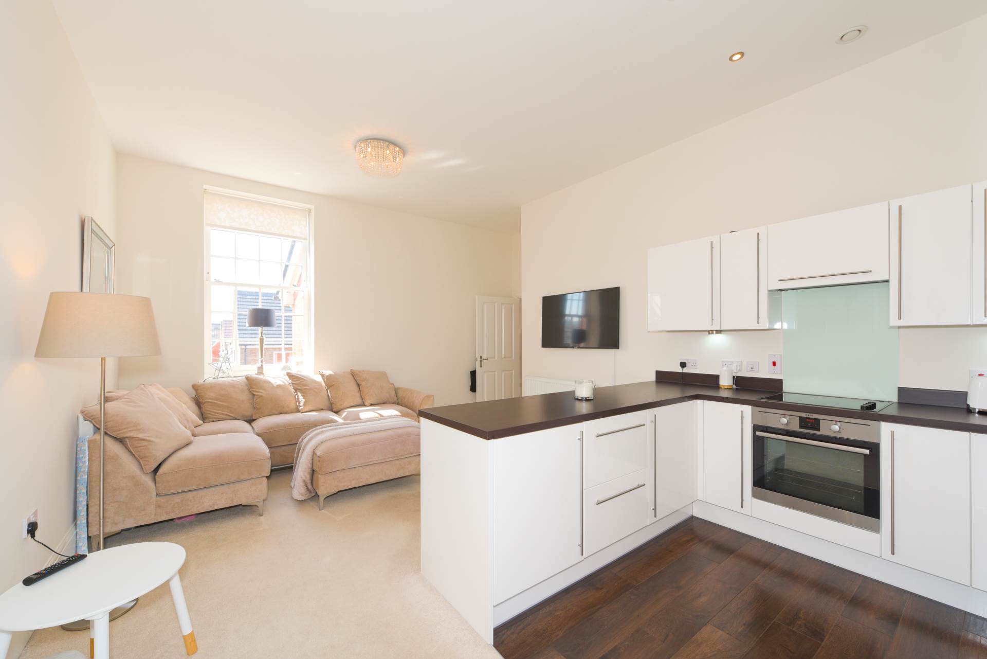 Flat Sherwood Way in Epsom and Ewell