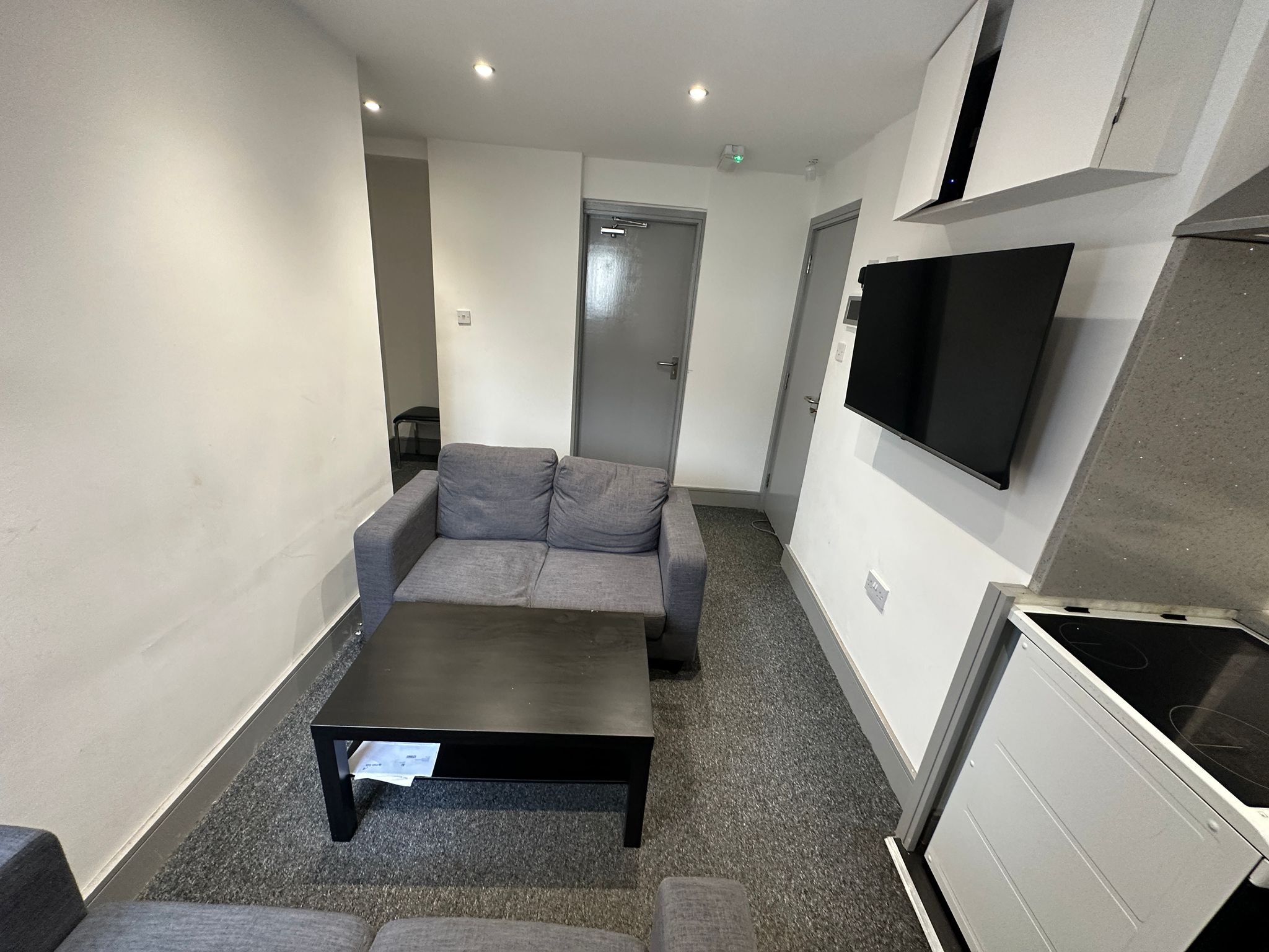 Room Bournbrook Road in Birmingham